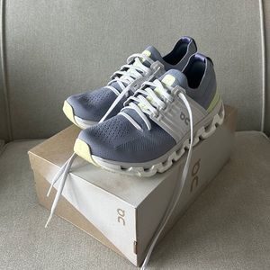 On cloudswift 3 sneakers women’s size 8